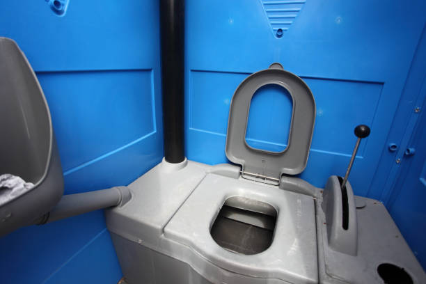 Porta potty delivery and setup in Syracuse, KS